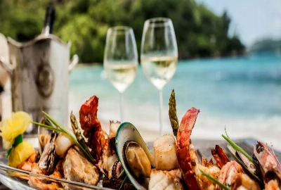 The Red Bud Café: Farm-to-Table Lunches and Artful Plates Near Daytona Beach