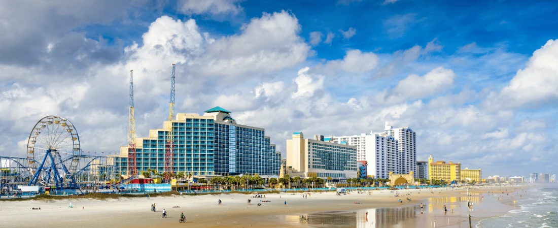 Best Places to Stay on Seabreeze Boulevard: Stay Steps from the Shore