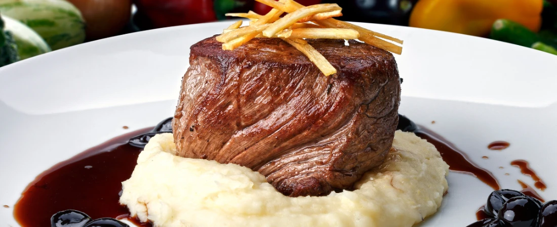 31 Supper Club: Retro Vibes & Refined Bites in Ormond Beach