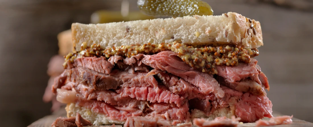 The Red Bud Café: Farm-to-Table Lunches and Artful Plates Near Daytona Beach