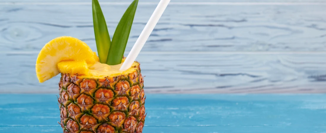 Oasis Tiki Bar & Grill: Tropical Cocktails and Sunset Views in Port Orange